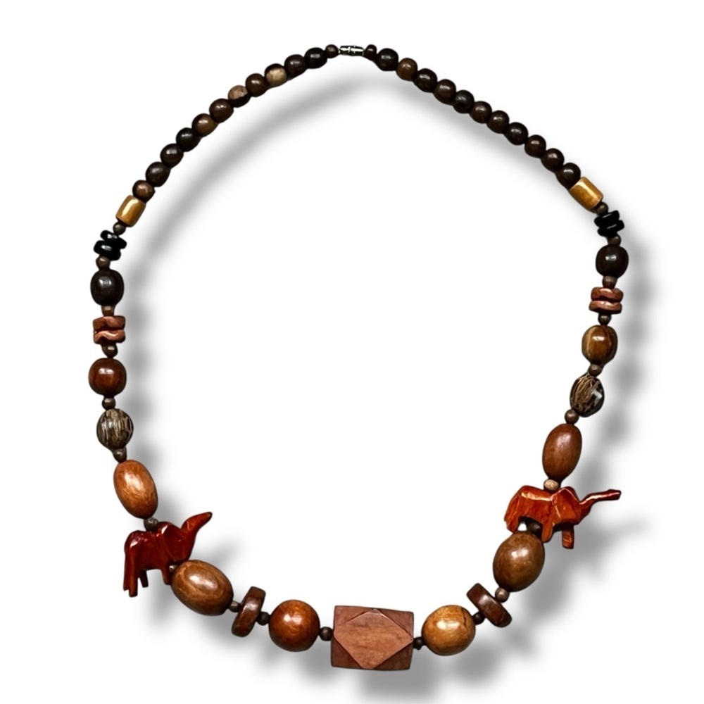 Vintage Wooden Necklace Beads Carved elephants jungle safari african retro brown